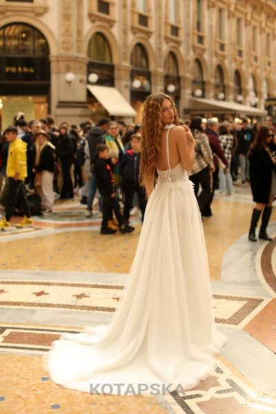 Brautkleid Irena – Bild 2