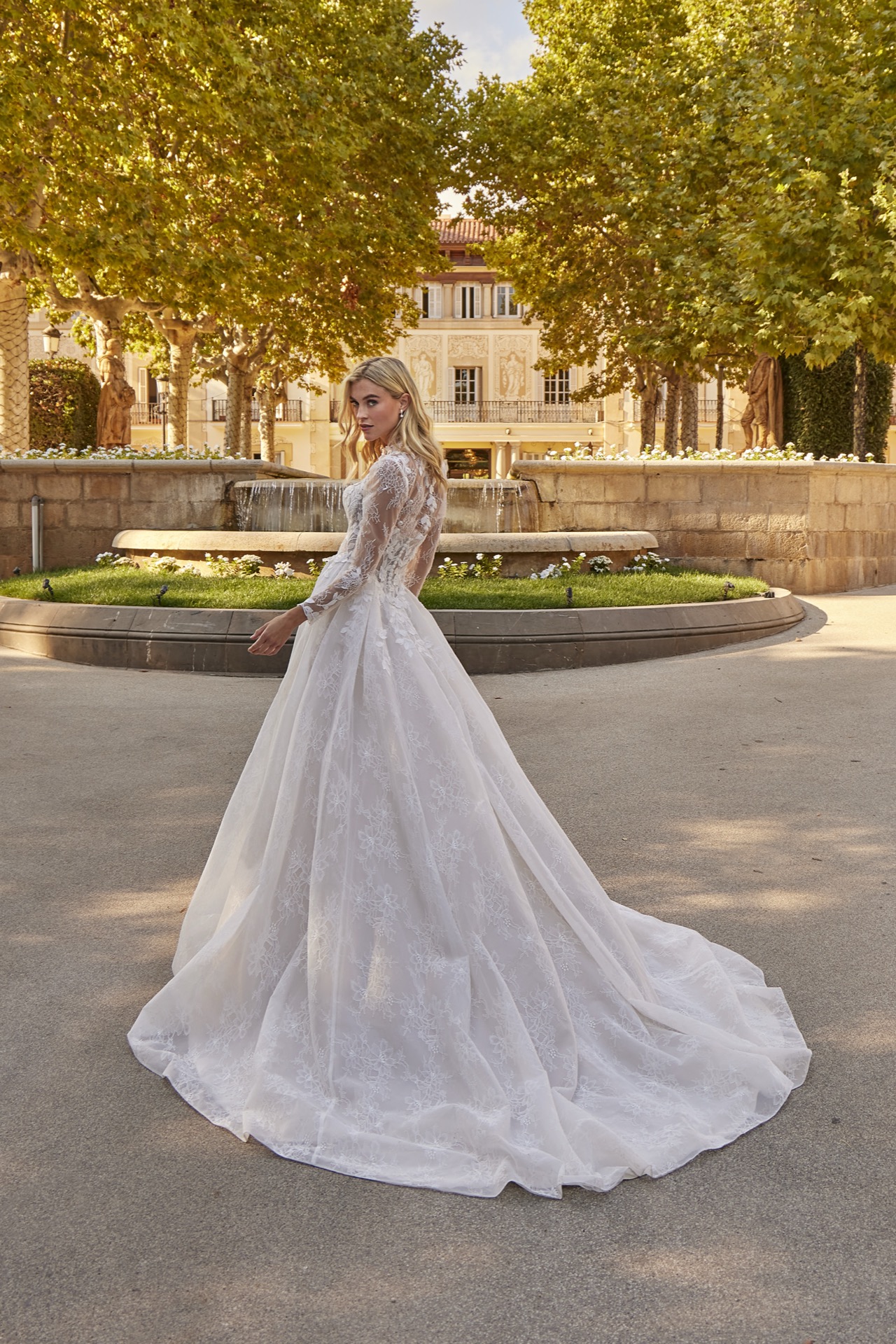 Brautkleid Aurora – Bild 2