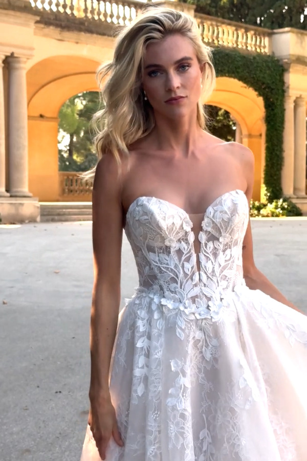 Brautkleid Aurora – Bild 4