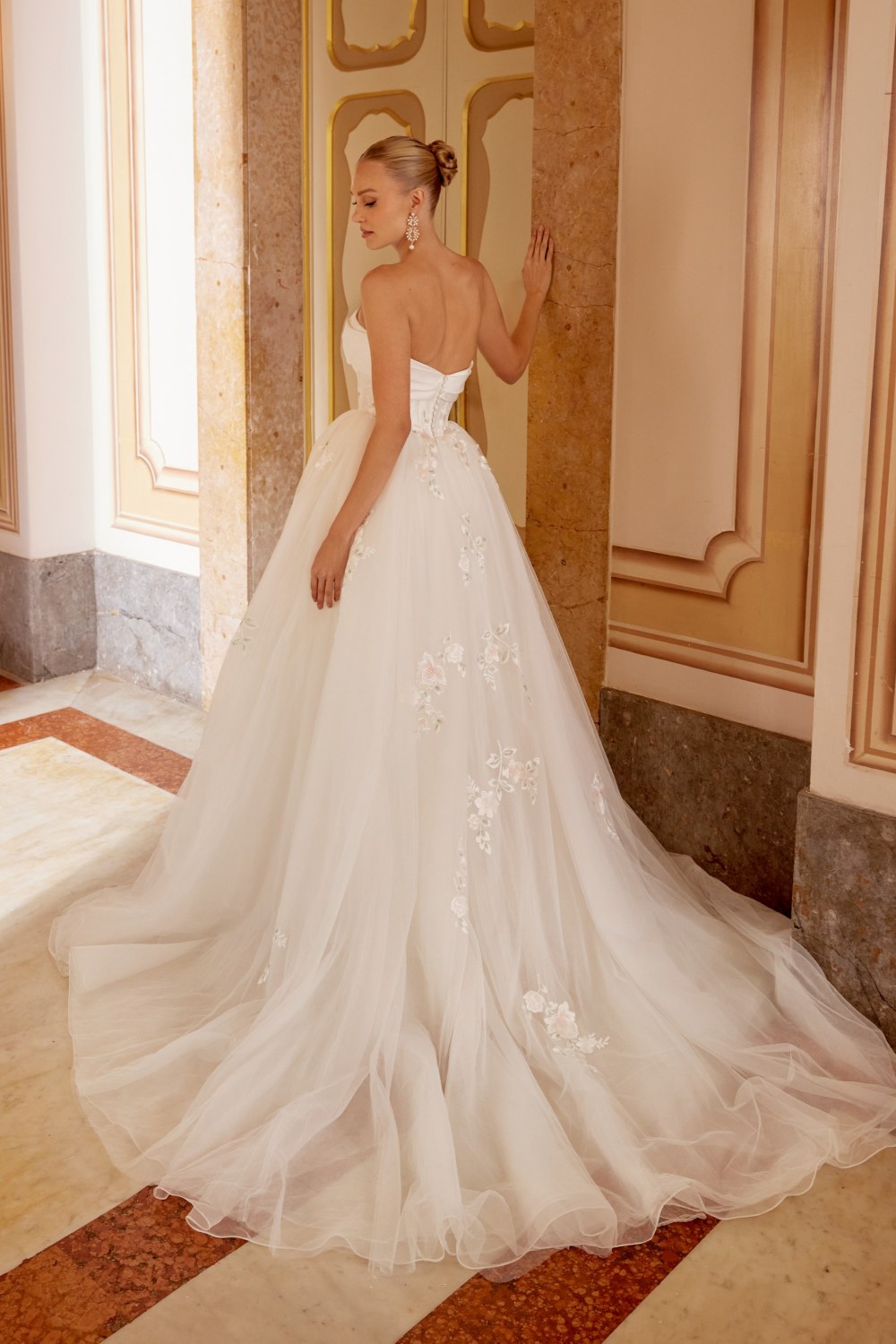 Brautkleid Stina – Bild 2